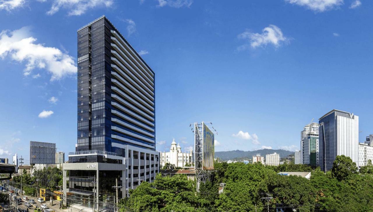 Free Netflix Condo Near It Park With 32-Inch Samsung Hdtv Cebu Luaran gambar